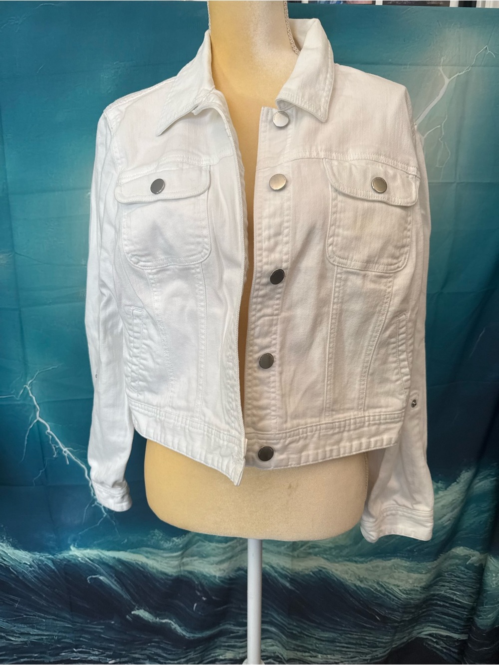 Chico's White Denim Jacket - Cropped Trucker Style